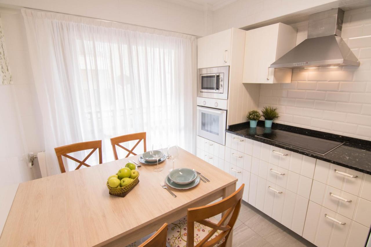 Itzurun Etxea Apartment Zumaia Luaran gambar