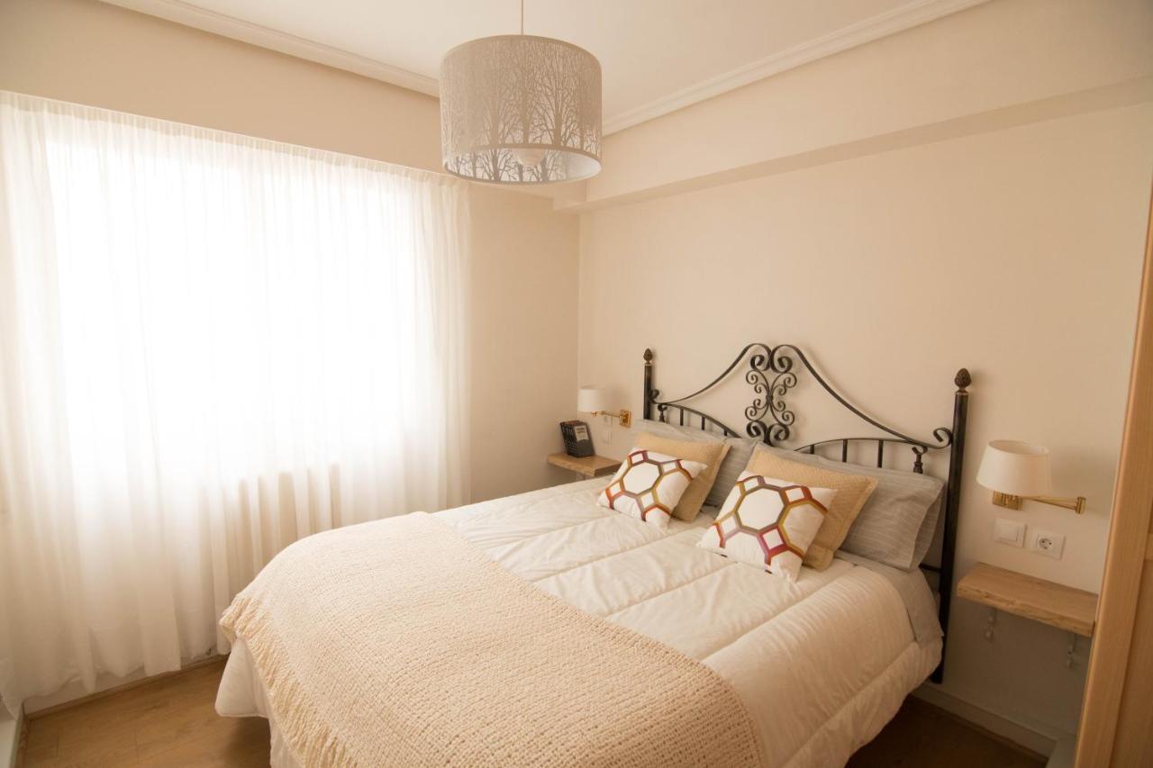 Itzurun Etxea Apartment Zumaia Luaran gambar